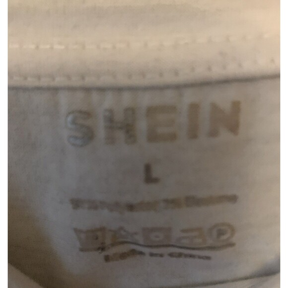 SHEIN Slaydiva Oversized T-Shirt Roll It Up. White Size Large - Picture 3 of 5